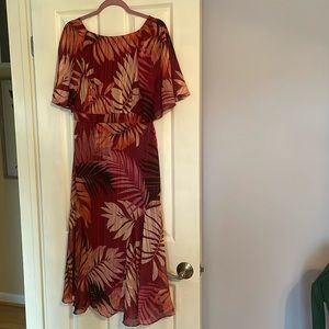 MAGGY LONDON (Size 4) Pink Floral Dress with Statement Sleeves